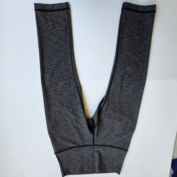 Lululemon Athletica Gray Capris - Picture 1 of 6